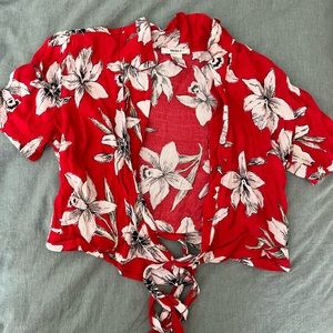 Hawaiian style crop tie shirt